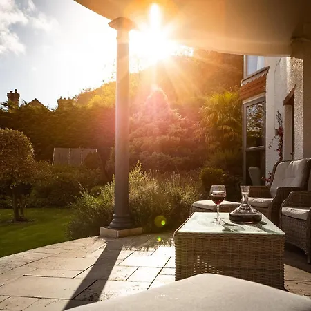 Hawkwood Court - With Hot Tub, Cinema, Gym, Games & Outdoor Kitchen Dom wakacyjny *